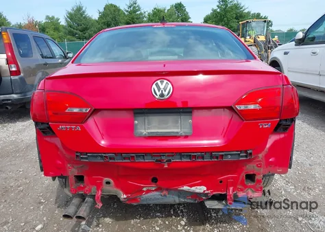 2011 Volkswagen Jetta 2.0L Tdi from USA, damaged, VIN 3VWLL7AJ0BM067943